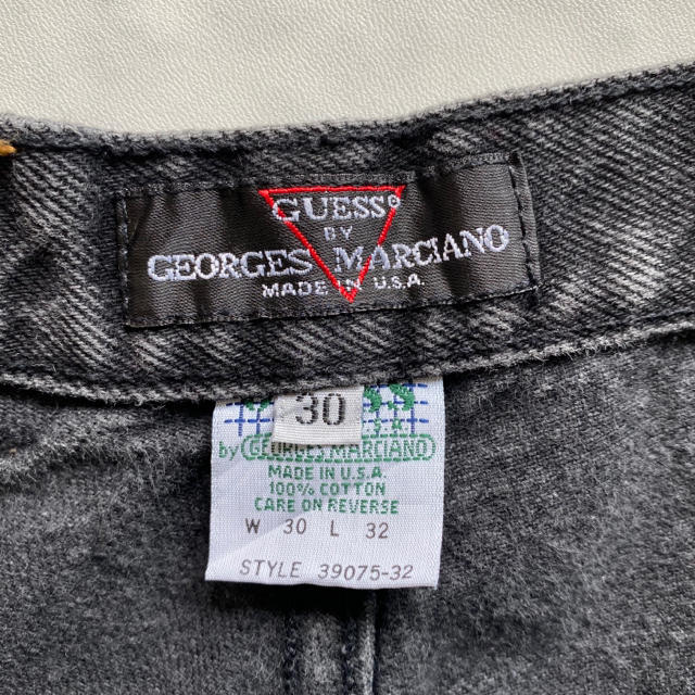 GUESS(ゲス)の90s USA製 GUESS テーパード ブラック デニム パンツ オールド メンズのパンツ(デニム/ジーンズ)の商品写真