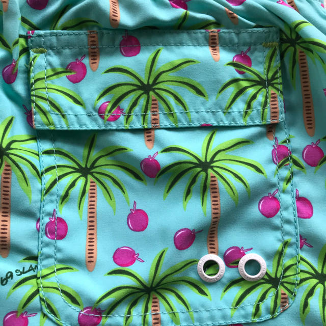 新品69スラム Mメンズサーフパンツショートパンツジョギング夏フェスBBQ山 メンズの水着/浴衣(水着)の商品写真