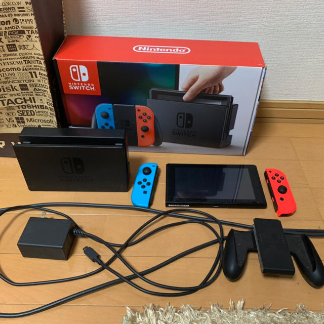 任天堂スイッチ　本体