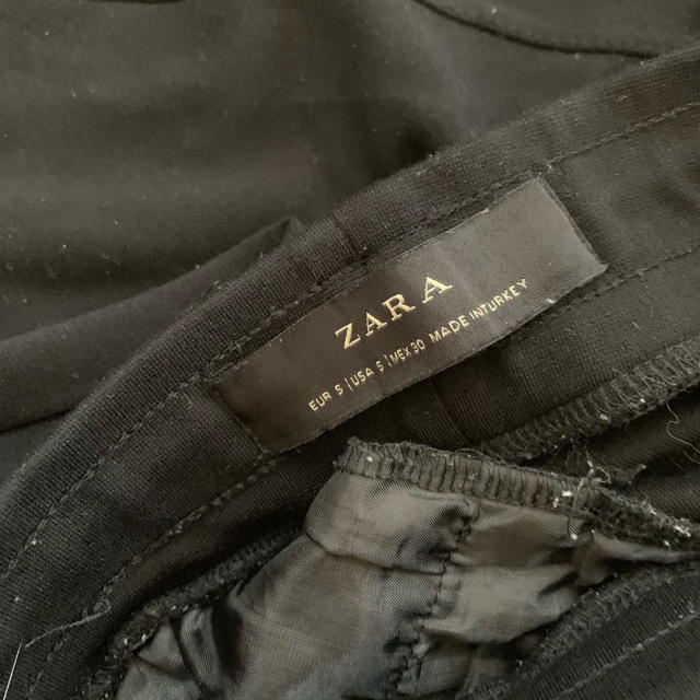 ZARA(ザラ)のザラ カジュアルパンツ レディースのパンツ(カジュアルパンツ)の商品写真