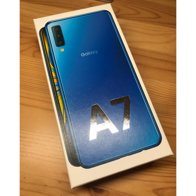 galaxy a7 blueスマートフォン/携帯電話