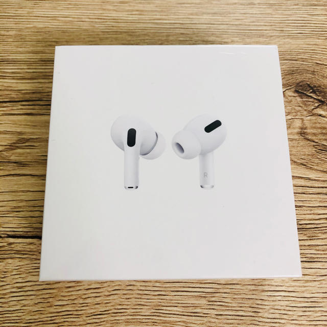 Apple(アップル)の【保証開始前】AirPods Pro  MWP22J/A エアポッド スマホ/家電/カメラのオーディオ機器(ヘッドフォン/イヤフォン)の商品写真