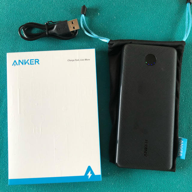 Anker PowerCore Slim 10000 スマホ/家電/カメラのスマートフォン/携帯電話(バッテリー/充電器)の商品写真