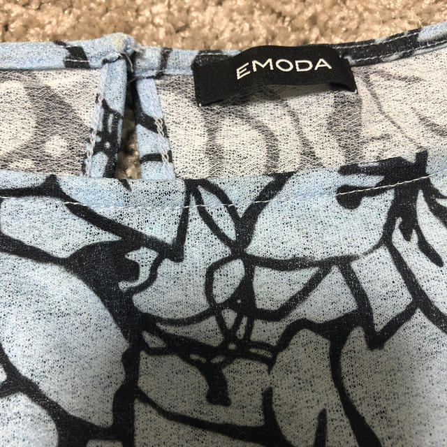 EMODA(エモダ)のロングティーシャツレディース レディースのトップス(Tシャツ(半袖/袖なし))の商品写真