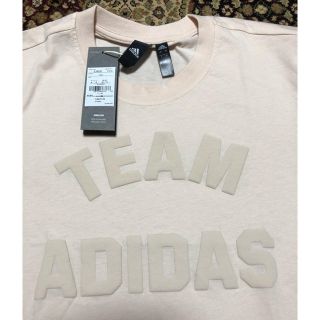 アディダス(adidas)の未使用品　アディダスTシャツ　Mサイズ　クリーム色(Tシャツ/カットソー(半袖/袖なし))