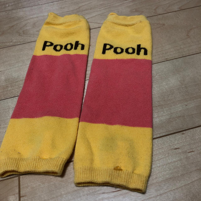 Disney(ディズニー)のpooh  レッグウォーマー キッズ/ベビー/マタニティのこども用ファッション小物(レッグウォーマー)の商品写真