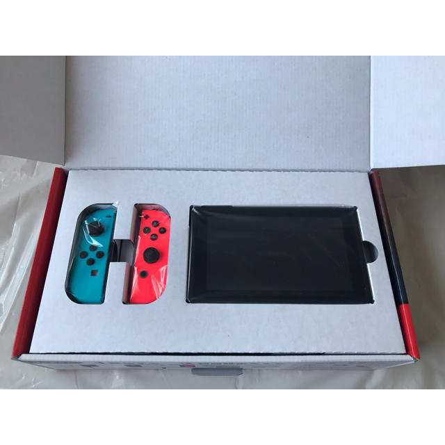 Nintendo Switch(ニンテンドースイッチ)の延長保証 3年付き 新品  ニンテンドー スイッチ 最新モデル エンタメ/ホビーのゲームソフト/ゲーム機本体(家庭用ゲーム機本体)の商品写真