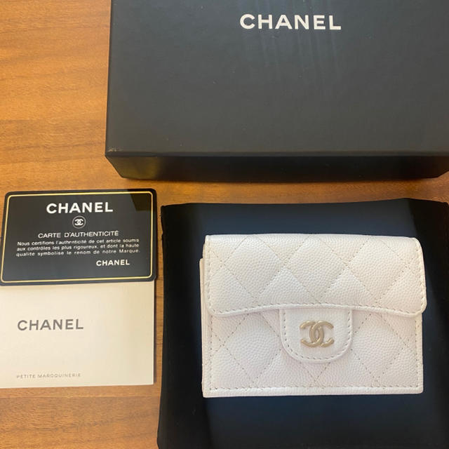 美品 CHANEL シャネル 三つ折り ミニ財布 ナノウォレット ホワイト 白