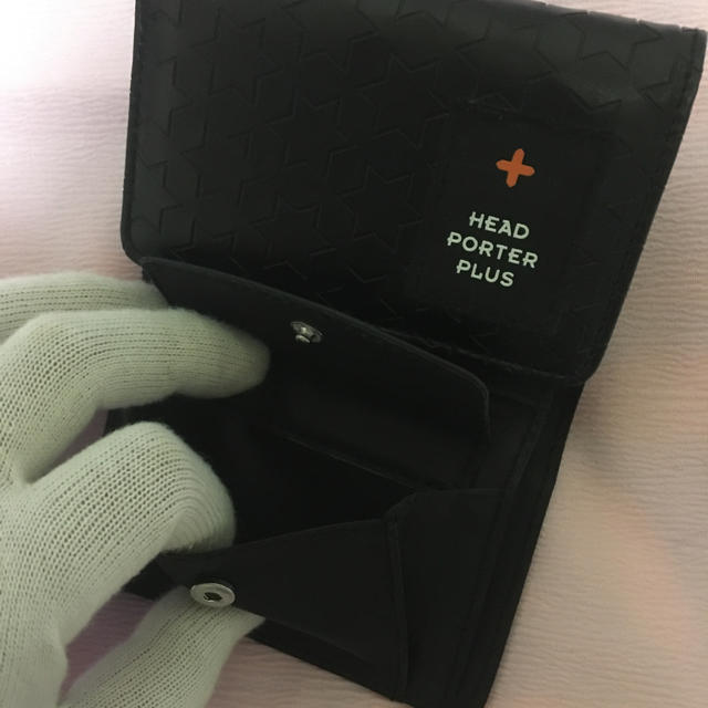 HEAD PORTER +PLUS(ヘッドポータープラス)の新品未使用！ヘッドポータープラス折り財布 メンズのファッション小物(折り財布)の商品写真