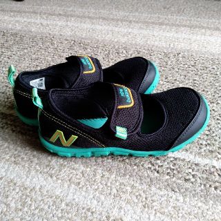 ニューバランス(New Balance)の美品★NBニューバランス　アクアシューズ　水陸両用　19.5cm　一回利用のみ(サンダル)