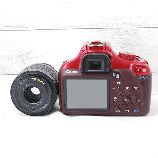 Canon(キヤノン)の❤️希少レッドカラー❤️スマホ転送❤️Canon kiss X50 スマホ/家電/カメラのカメラ(デジタル一眼)の商品写真