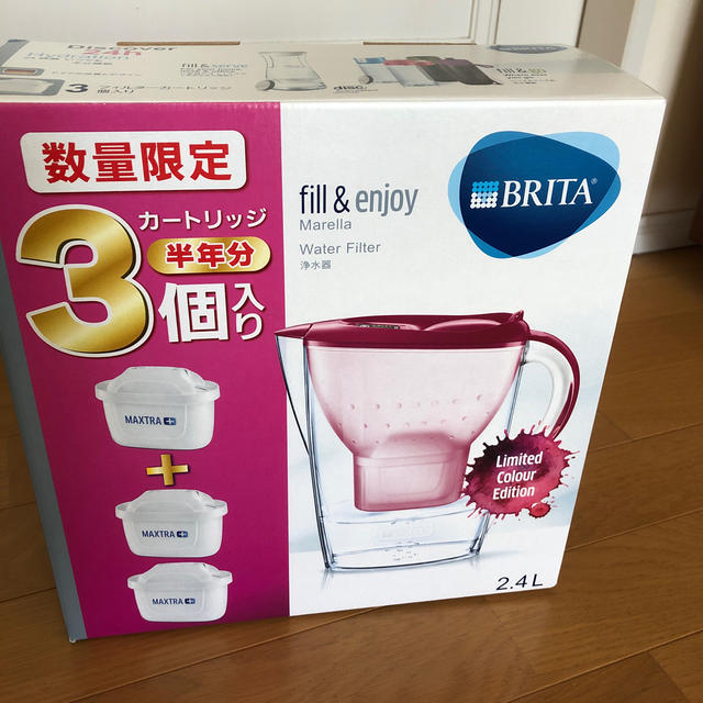 Britax(ブリタックス)の新品未使用　BRITA ブリタ2.4L浄水ポット　カートリッジ3個入り インテリア/住まい/日用品のキッチン/食器(浄水機)の商品写真