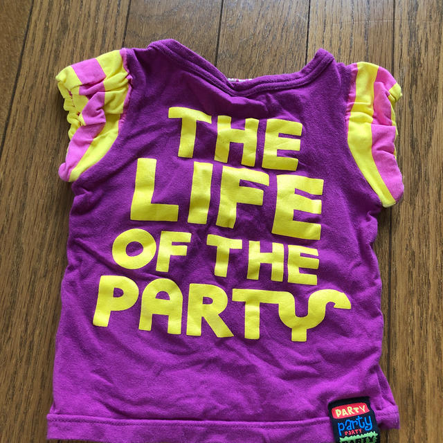 PARTYPARTY(パーティーパーティー)のparty party Tシャツ キッズ/ベビー/マタニティのベビー服(~85cm)(Ｔシャツ)の商品写真