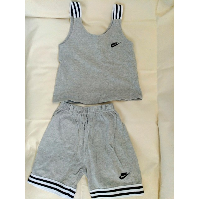 NIKE(ナイキ)のナイキ 上下セット NIKE トレーニングウェア キッズ/ベビー/マタニティのキッズ服男の子用(90cm~)(その他)の商品写真