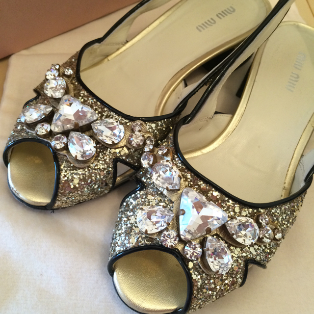 miumiu グリッターサンダル 美品 miumiu グリッターサンダル 美品