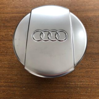 アウディ(AUDI)のAudi  カー　アッシュトレイ　灰皿(車内アクセサリ)