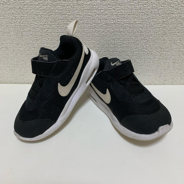 NIKE(ナイキ)のナイキ スニーカー ブラック 14センチ 値下げ キッズ/ベビー/マタニティのベビー靴/シューズ(~14cm)(スニーカー)の商品写真