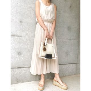 ACYM Sheer pleats ワンピース(ロングワンピース/マキシワンピース)