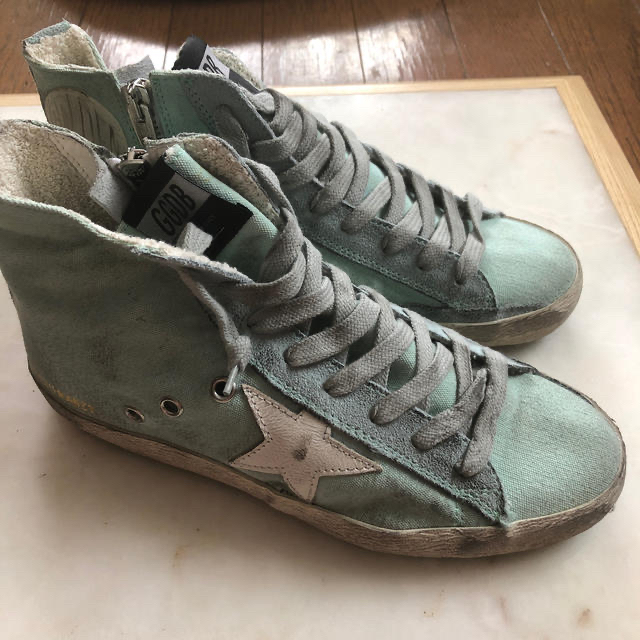 GOLDEN GOOSE(ゴールデングース)の【新品未使用】GOLDEN GOOSE DELUXE BRAND スニーカー レディースの靴/シューズ(スニーカー)の商品写真