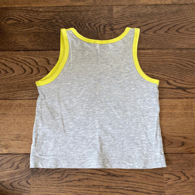 BeBe(ベベ)のBeBe タンクトップ　90cm キッズ/ベビー/マタニティのキッズ服男の子用(90cm~)(Tシャツ/カットソー)の商品写真