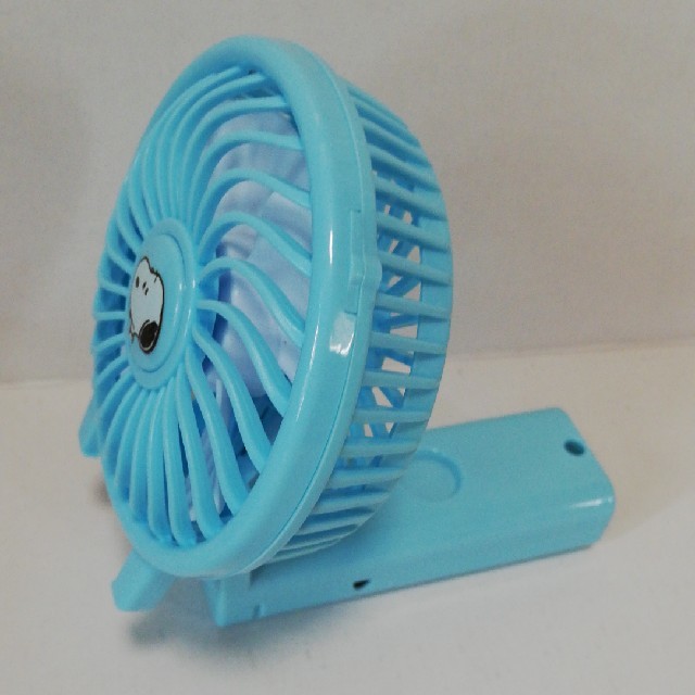 スヌーピー　ハンディファン　小型扇風機 スマホ/家電/カメラの冷暖房/空調(扇風機)の商品写真
