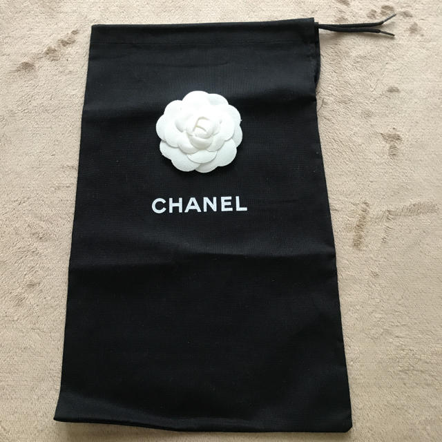 CHANEL(シャネル)のCHANEL♡保存袋  コットン 黒 32.5  1枚 レディースのバッグ(ショップ袋)の商品写真