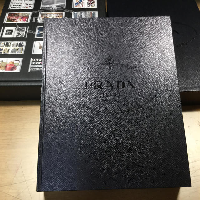 PRADA - PRADA Book 非売品の通販 by momo's shop｜プラダならラクマ