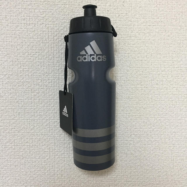 adidas(アディダス)のadidas アディダス   水筒　ウォターボトル スクィズ  キッズ/ベビー/マタニティの授乳/お食事用品(水筒)の商品写真