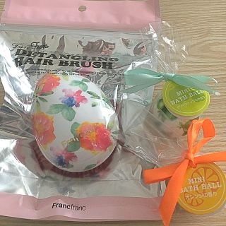 フランフラン(Francfranc)のヘアブラシと入浴剤のセット(バスグッズ)