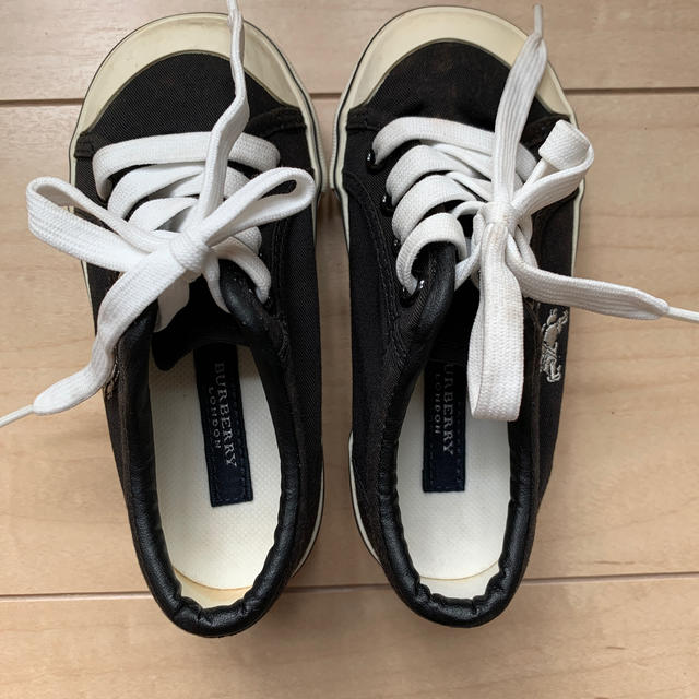 BURBERRY(バーバリー)のバーバリー　Burberry キッズスニーカー キッズ/ベビー/マタニティのキッズ靴/シューズ(15cm~)(スニーカー)の商品写真