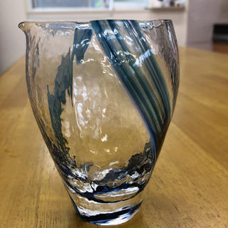 アンティークガラス水差し　花瓶(花瓶)
