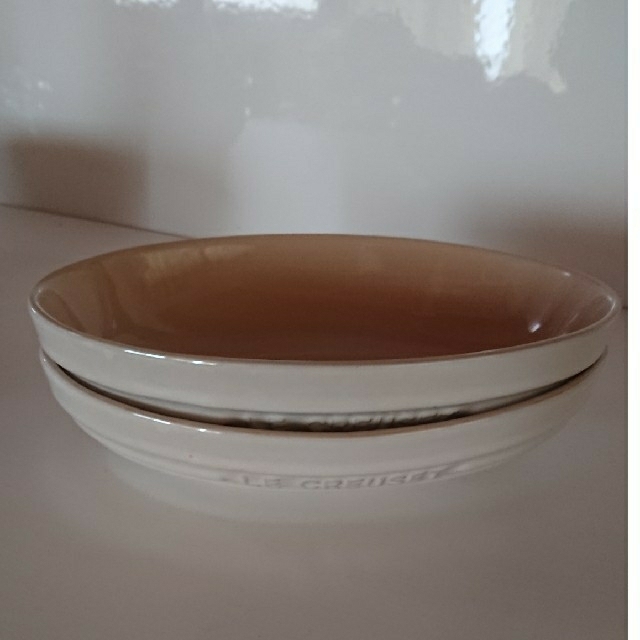 LE CREUSET(ルクルーゼ)のオーバル・ボール 23cm（2個入り） インテリア/住まい/日用品のキッチン/食器(食器)の商品写真