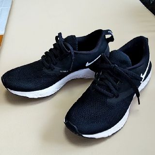 ナイキ(NIKE)のはるももさん専用☆ナイキNIKE ランニングシューズ 23cm 黒(シューズ)