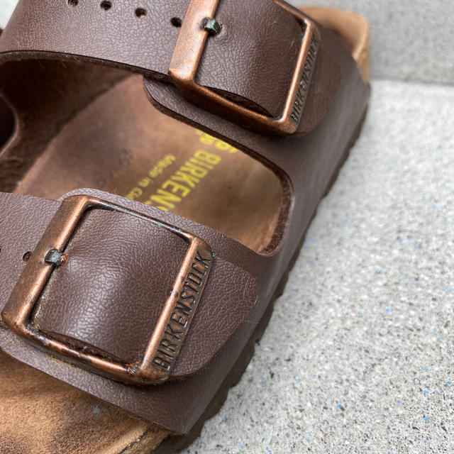 BIRKENSTOCK(ビルケンシュトック)のBirkenstock 茶色　36 23センチ レディースの靴/シューズ(サンダル)の商品写真