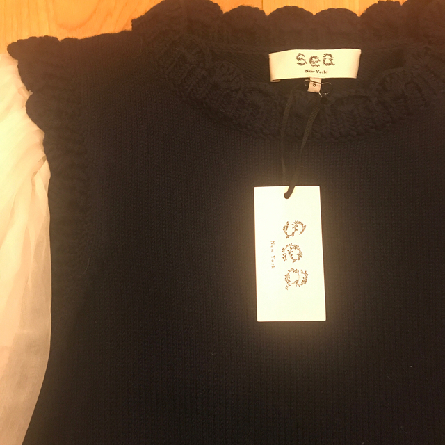 Sea New York(シーニューヨーク)の希少sea new york シーolive sweaterパフスリーブネイビー メンズのトップス(ニット/セーター)の商品写真