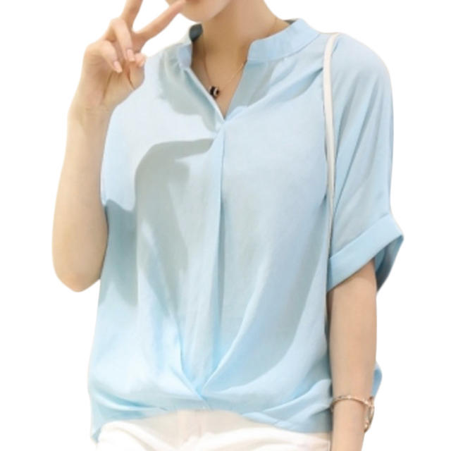 【SALE】Vネック スキッパーシャツ ブラウス 透け感 ライトブルー XL レディースのトップス(シャツ/ブラウス(半袖/袖なし))の商品写真