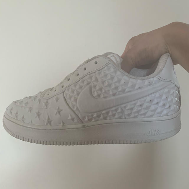 NIKE AIR FORCE 1 LV8VT