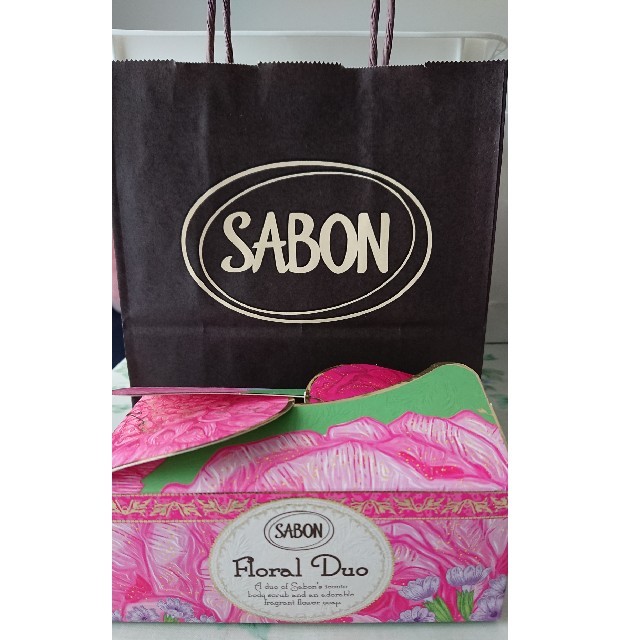 SABON(サボン)の【新品・未使用】SABON ミニスクラブ+ローズ石鹸 コスメ/美容のボディケア(ボディスクラブ)の商品写真