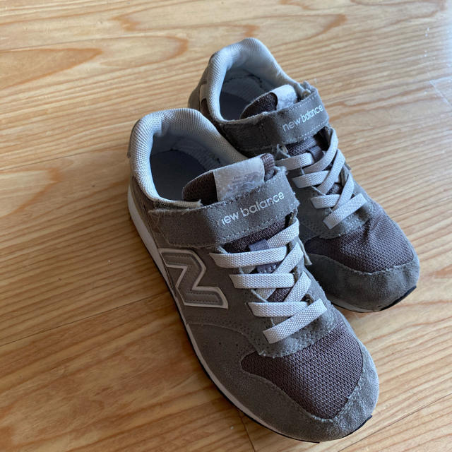 New Balance(ニューバランス)のなこ様専用ニューバランス996 20㎝ キッズ/ベビー/マタニティのキッズ靴/シューズ(15cm~)(スニーカー)の商品写真