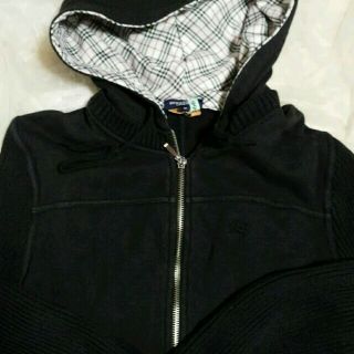 BURBERRY - バーバリー フード付きトレーナーの通販 by なっちゃん's