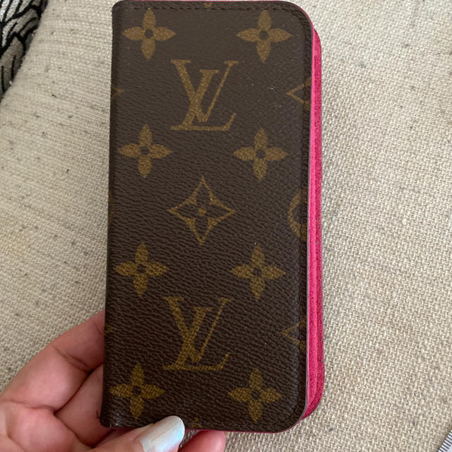 LOUIS VUITTON(ルイヴィトン)のﾙｲｳﾞｨﾄﾝ♡iPhone7.8ｶﾊﾞｰ♡ スマホ/家電/カメラのスマホアクセサリー(iPhoneケース)の商品写真