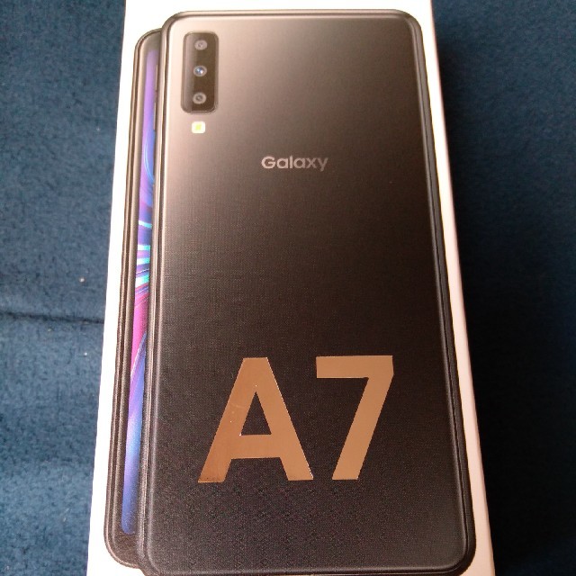 スマートフォン/携帯電話Galaxy A7 Black 新品未使用 未開封 送料込