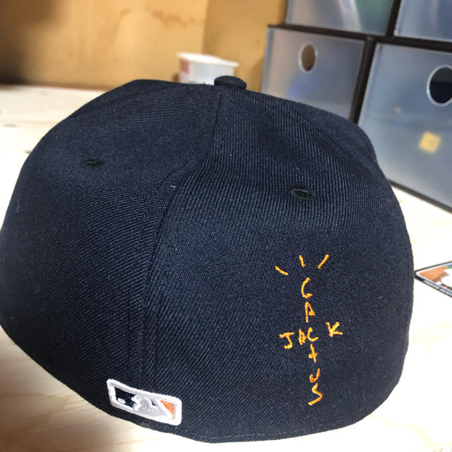 NEW ERA(ニューエラー)のnew era  travis scott   cactus jack メンズの帽子(キャップ)の商品写真