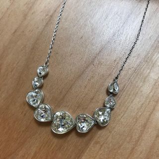 SWAROVSKI - スワロフスキー ハート9連ネックレスの通販 by そ ...