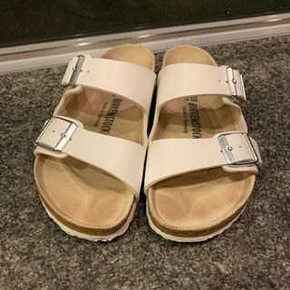 ビルケンシュトック(BIRKENSTOCK)のちぺ様　BIRKENSTOCK ARIZONA/アリゾナ　35(サンダル)