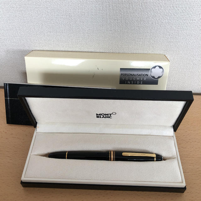 MONTBLANC(モンブラン)のMONTBLANC モンブラン 万年筆  未使用品 インテリア/住まい/日用品の文房具(ペン/マーカー)の商品写真