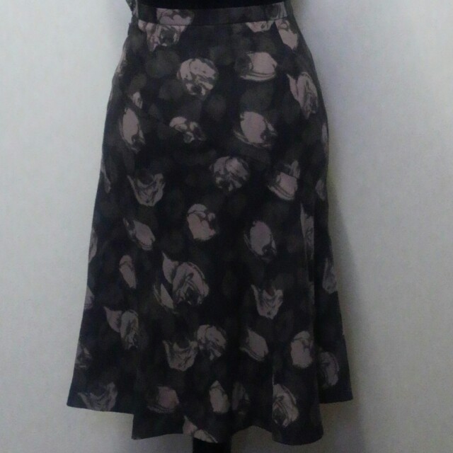 INDIVI(インディヴィ)のINDIVのスカート レディースのスカート(ひざ丈スカート)の商品写真