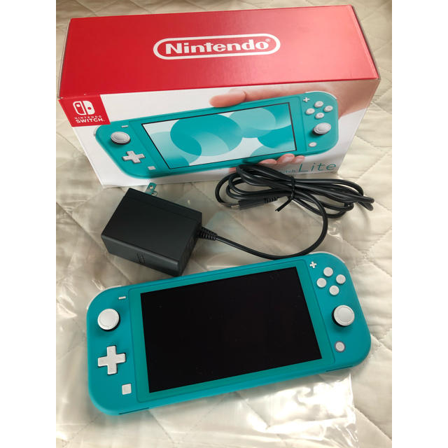 Nintendo Switch(ニンテンドースイッチ)のNINTENDO SWITCH LITE ターコイズ エンタメ/ホビーのゲームソフト/ゲーム機本体(携帯用ゲーム機本体)の商品写真