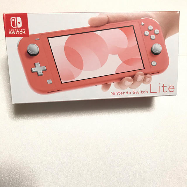 Nintendo Switch Lite  スイッチライト　コーラル