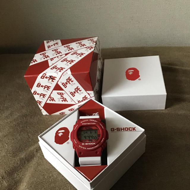 A BATHING APE(アベイシングエイプ)のA BATHING APE  G–SHOCK DW5750 メンズの時計(腕時計(デジタル))の商品写真